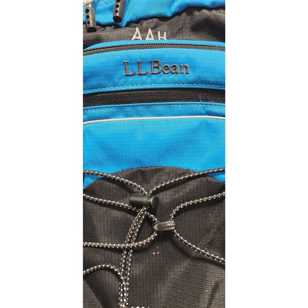 Vintage LL Bean Sling Bag Backpack Blue/ Black Outdoors Very Clean Embroidered - Picture 5 of 6